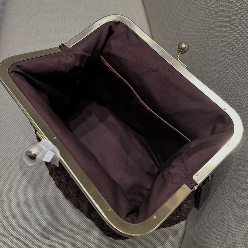 Hand-Woven Kisslock Frame Shou - огляд і ціна Luxury Bags Of 2026