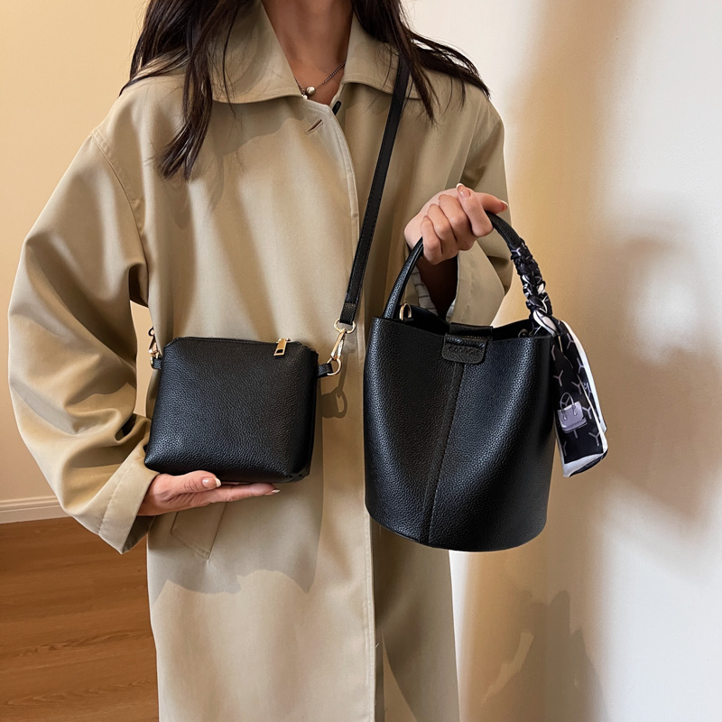Red PU Bucket Shoulder and Cro - огляд і ціна Luxury Bags For Women Sale