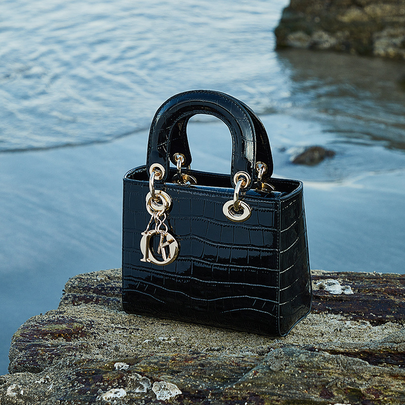 100% Genuine Leather Luxury Mi - огляд і ціна Luxury Bags Office