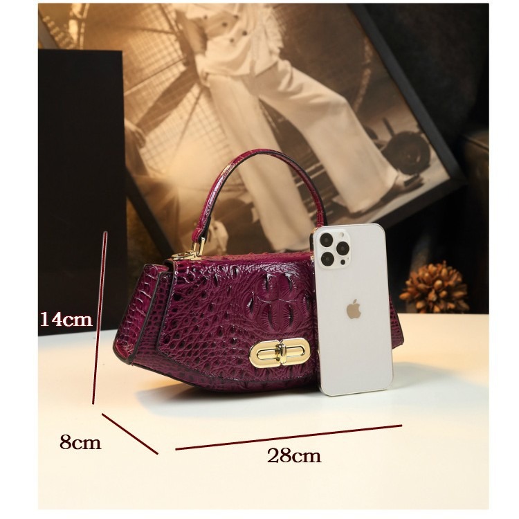 Women's saddle bag 2026, high- - огляд і ціна Luxury Bags Without Logo