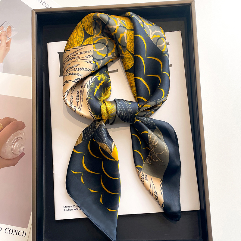 New Luxury Horse Pattern Silk  - огляд і ціна Luxury Bags Office