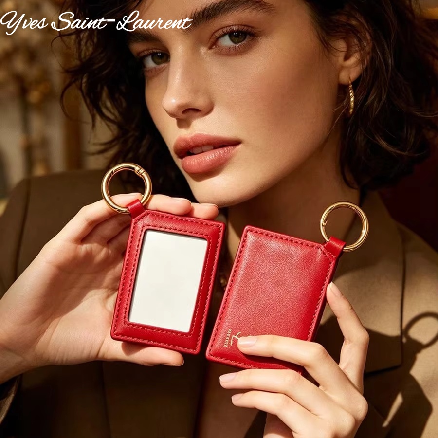 YSL  Red Leather Square Mini P - огляд і ціна Luxury Bags Mini